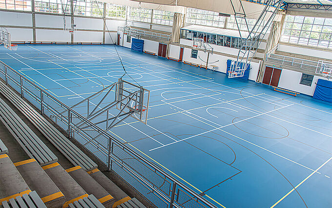 Starke Werte, starke Ausstattung: Neuer REGUPOL Boden für das Colegio Andino